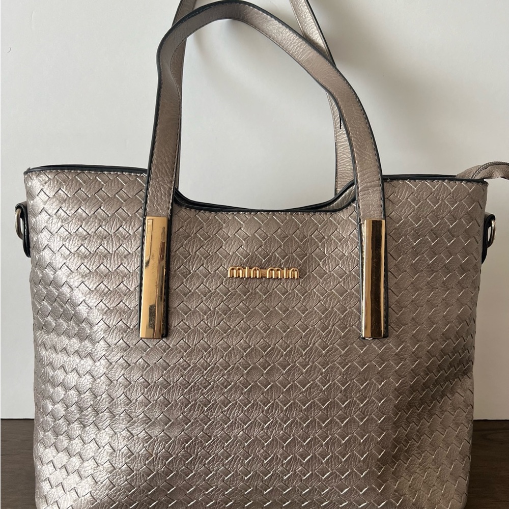 Min Min Woven Silver-Tone Large Shoulder Bag With Gold Plate Hardware/logo